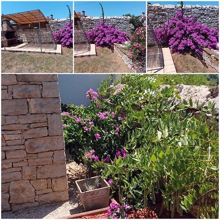 Holiday Home Stancija Becic Mugeba Esterno foto